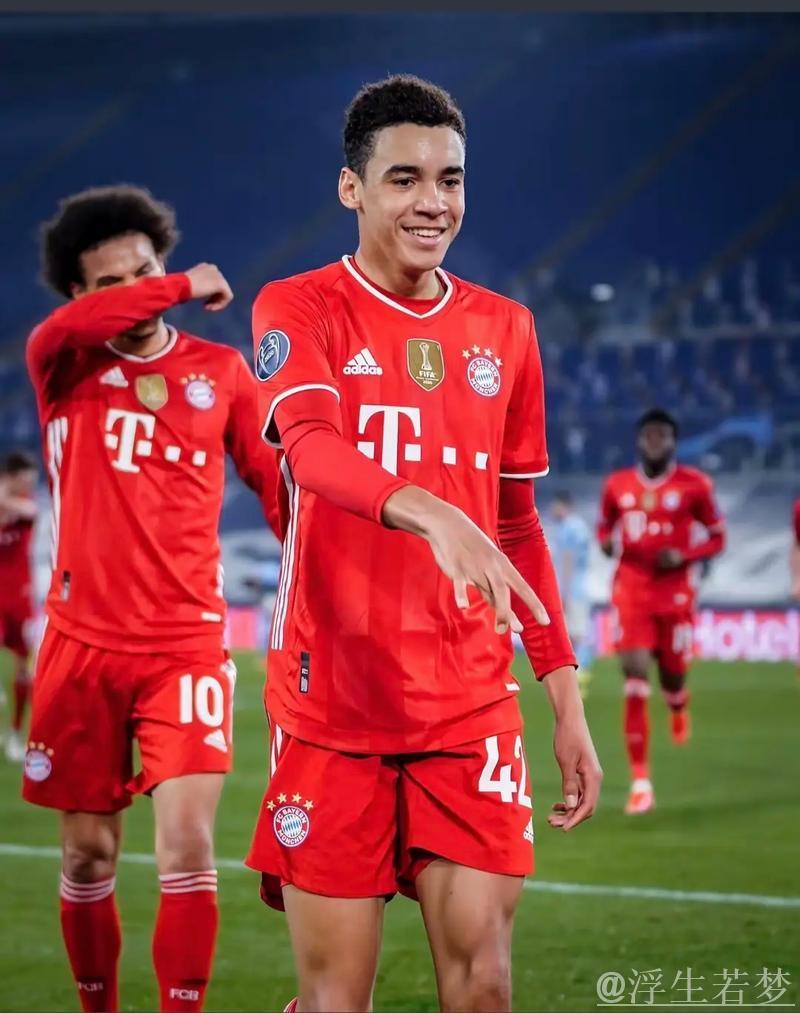 拜仁新援塔社媒：自豪加入球队，坚定支持穆西亚拉