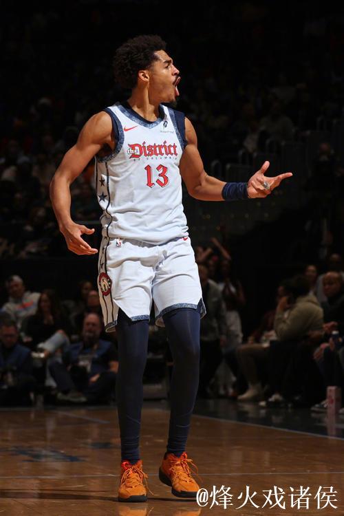 约基奇27+16助掘金击溃爵士6连败 雷霆力克快船豪取6连胜